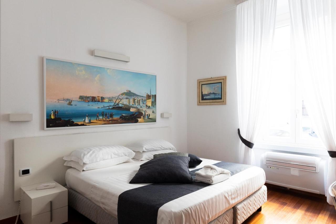 Rex Lifestyle Hotel Naples Exterior photo